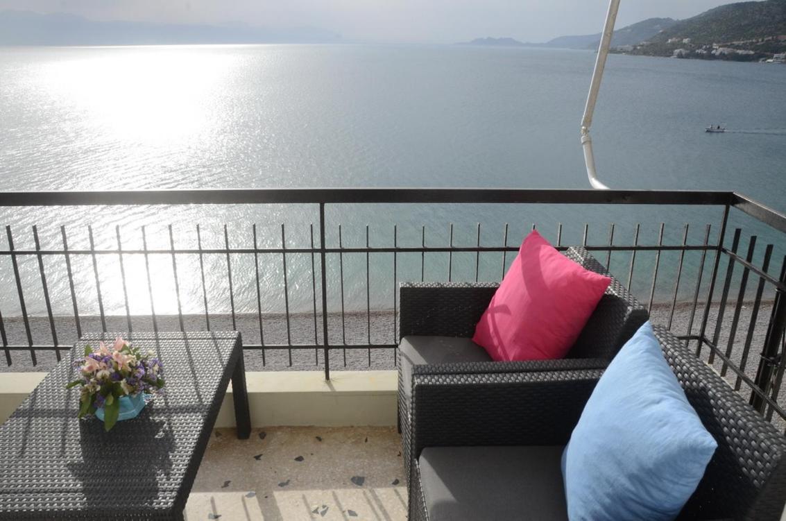 Captain'S Home Loutraki المظهر الخارجي الصورة