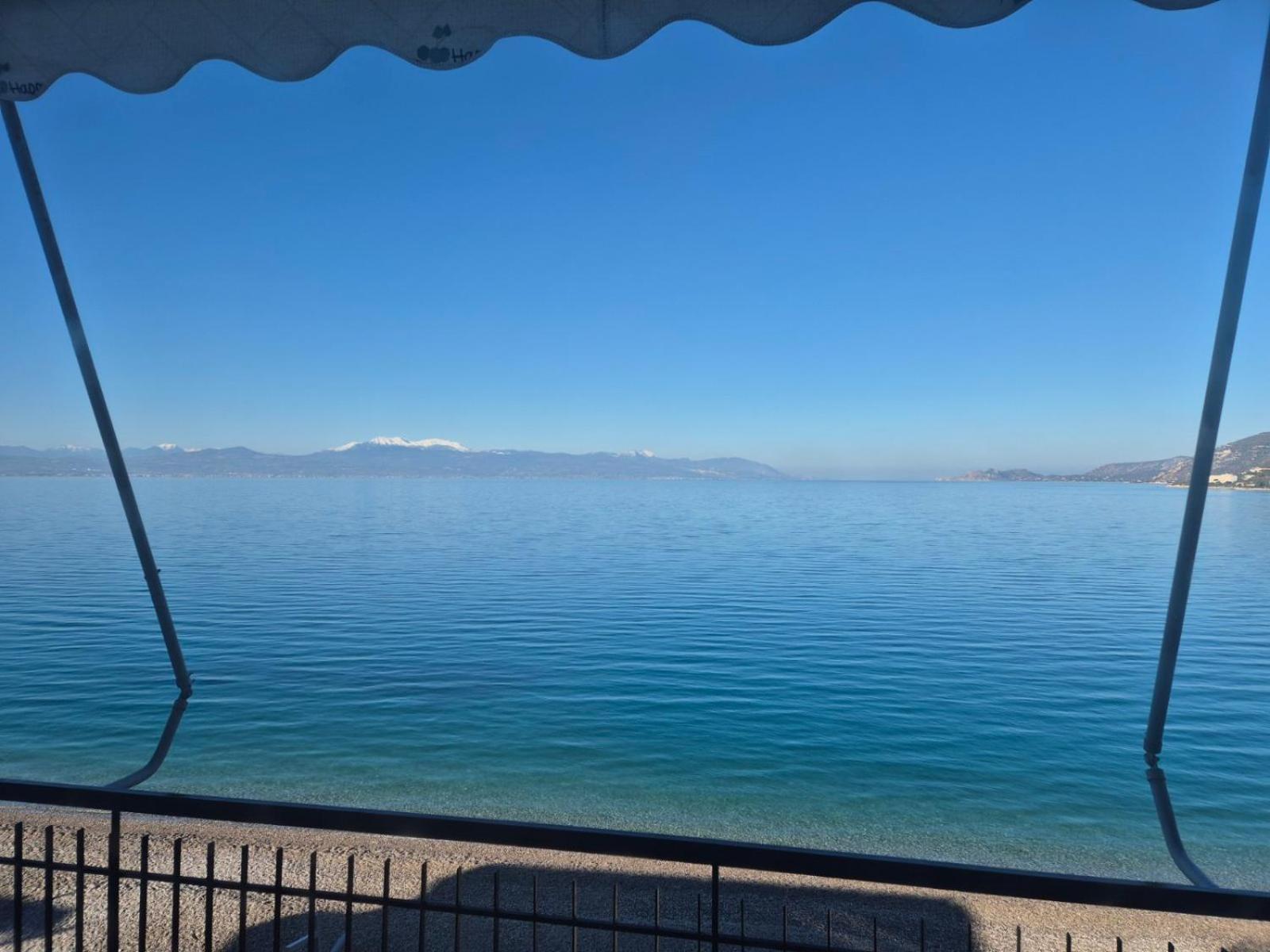 Captain'S Home Loutraki المظهر الخارجي الصورة